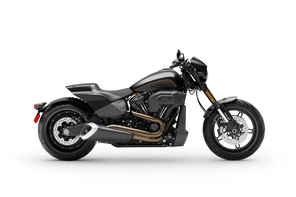 Right-side studio view of a 2020 Harley-Davidson FXDR 114 FXDRS.