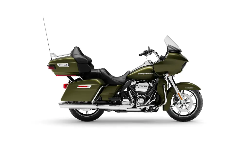 2022 Harley-Davidson Road Glide Limited in Mineral Green, right side, studio shot, colour-matched Tour-Pak, passenger backrest, tall screen and radio antenna