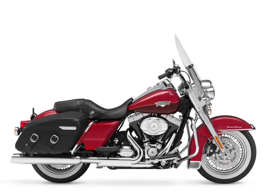 Right-side studio view of a 2013 Harley-Davidson Road King Classic FLHRC.